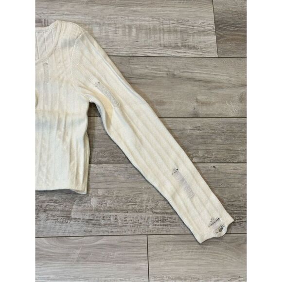 Rue 21 cream, distressed, semi crop sweater size XL - Picture 6 of 9